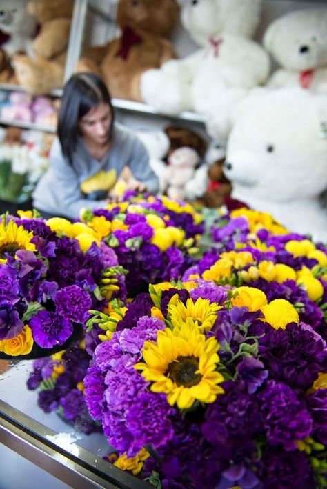 Yellow And Purple Flower Arrangements, Purple Sunflowers, Tangled Aesthetic, Purple Flower Arrangements, Mardi Gras Centerpieces, Purple Carnations, Vowel Renewal, Quince Decorations, Summer Sunflower