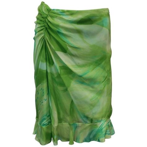 Green Silk Skirt Outfit, Silk Skirt Outfit Classy, Green Silk Skirt, Silk Skirt Outfit, Green Floral Skirt, Skirts Green, Frilly Skirt, Flower Print Skirt, Skirt Silk