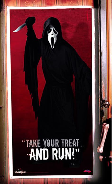 Scream Pfp, Halloween House Decorations, Wall Picture Collage, Movie Birthday Party, Scream Franchise, Scream Halloween, Door Poster, Haunted House Props, Creepy Decor