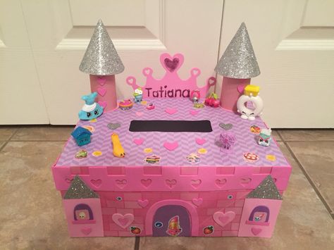 Box For Cards, Girls Valentines Boxes, Diy Valentines Box, Valentine Boxes For School, Princess Valentines, Kids Valentine Boxes, Kindergarten Valentines, Valentine Card Box, Valentine Mailbox