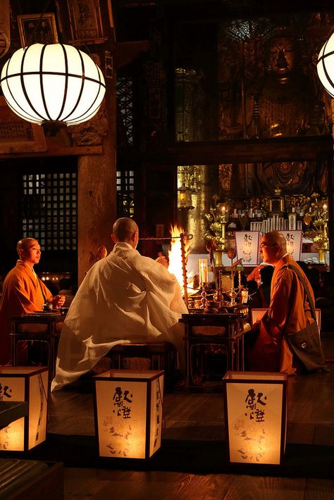 Monks of the Buzan sect of the Shingon school of Buddhism, Hase-dera temple, Sakurai, Nara Prefecture, Japan. Soldier Aesthetic, Buddhist Artwork, Japanese Buddhism, Japan Lifestyle, Buddhist Monks, Japanese Temple, Temple Art, Zen Buddhism, Wakayama