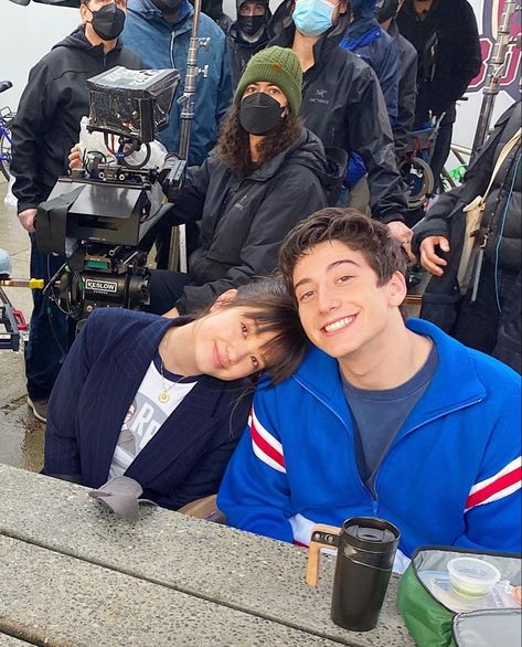 Disney Prom, Peyton Elizabeth Lee, Milo Manheim, Love Milo, Andi Mack, Boy Best Friend Pictures, Zombie Disney, Boy Best Friend, Tv Couples