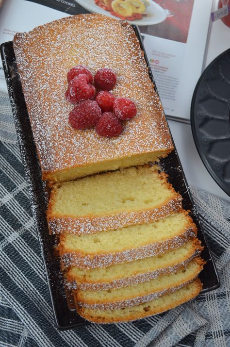 Ricotta Cheese Pound Cake Cake With Ricotta Cheese, Cheese Pound Cake Recipe, Meaty Lasagna, Moist Pound Cake, Cheese Pound Cake, Cake Recipes At Home, Ricotta Cake, Vegetarian Lasagna, Pound Cake Recipe