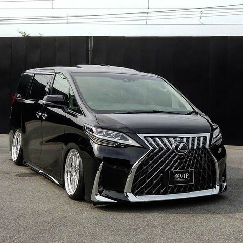 Toyota Alphard Modified, Vanlife Uk, Mpv Car, Lexus Lm, Lexus Sport, Toyota Vellfire, Ford F650, Toyota Van, Customised Trucks