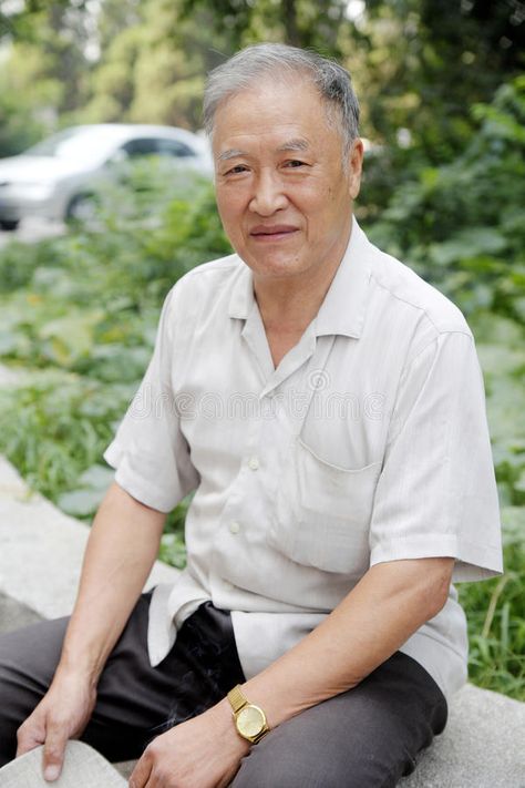 Old Korean Men, Old Man Aesthetic, Old Man Photo, Asian Old Man, Old Asian Man, Old Chinese Man, Japanese Old Man, Vietnamese Men, Old Man Pictures