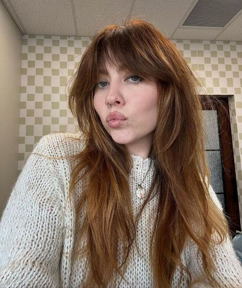 Long Shag Fringe, Long Shag Hair With Curtain Bangs, Shag Hair Long Bangs, Long Shag Haircut Thick Hair, Straight 70s Hair, Balayage Shag Hair Long, Long Layered Fringe, Shag No Fringe, 70s Shag Long Hair