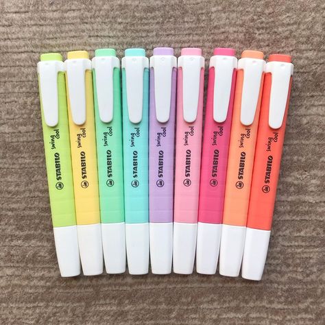 Pastel Stationary, Stabilo Pastel Highlighter, Stabilo Markers, Back To School For Teens, Stabilo Pastel, Pastel Highlighters, Pastel Highlighter, Stationery Obsession, Cute Stationary School Supplies