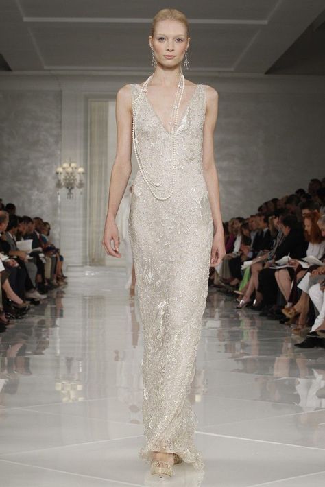 Ralph Lauren Wedding Dress, Ralph Lauren Wedding, Wedding Dresses Nyc, White Beach Wedding Dresses, Vintage Inspired Wedding Dresses, Sparkle Wedding Dress, Wedding Dress Champagne, Wedding Dresses 2018, Wedding Reception Dress