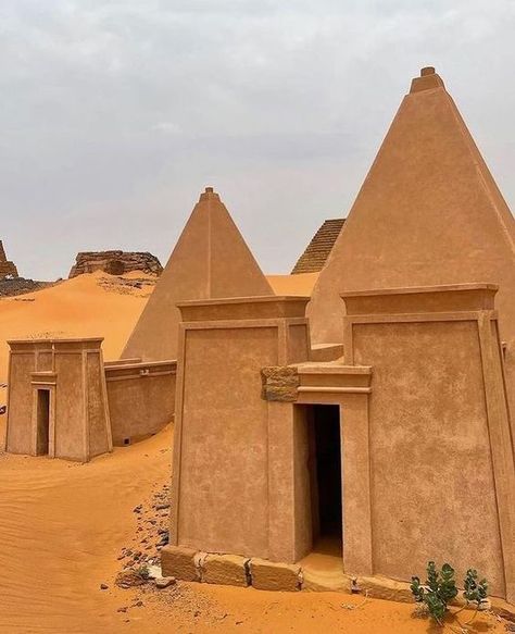 Lost Pyramids of Meroe, Sudan Sudan Pyramids, Meroe Sudan, Meroe Pyramids, Sudanese Clothing, Sudanese Culture, African Architecture, People Of The World, Black Power, Medieval Fantasy