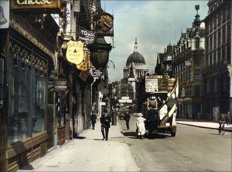 Fleet St, London 1900s 1900 Aesthetic, 1900s London, Victorian London, London History, Uk City, Fleet Street, London Pictures, St Pauls Cathedral, London Town