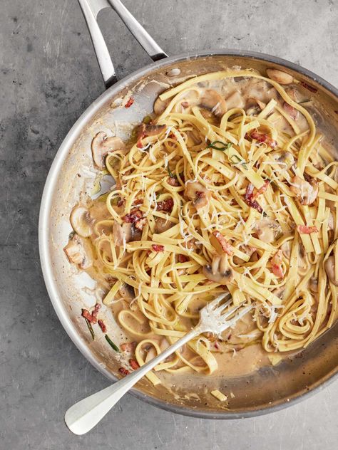 Vegetarian Fish, Pot Pasta Recipes, Mushroom Carbonara, Ottolenghi Recipes, One Pot Pasta Recipes, One Pot Wonders, Jamie Oliver Recipes, Yotam Ottolenghi, Mary Berry