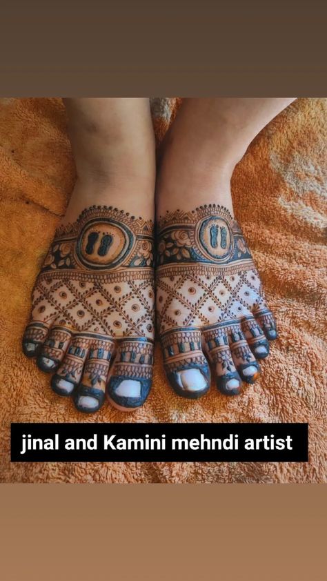 Baby mehndi design#babyshower Baby Shower Legs Mehndi Design, Engagement Leg Mehndi Designs, Kankupagla Mehndi Design, Baby Shower Mehandi Designs Latest, Kanku Pagla Mehndi For Leg, Kanku Pagla Mehndi For Hand, Baby Shower Henna Design, Beginner Mehendi, Pregnancy Mehndi Design