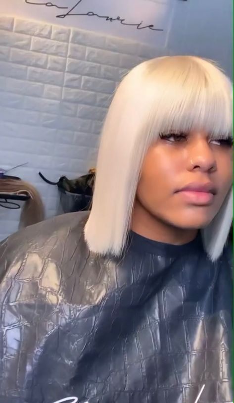 Blonde Bob Bangs, China Bangs, Bangs Black Women, Chinese Bangs, Gray Bob, Short Platinum Blonde Hair, Bob Bangs, Grey Bob, New Hair Look