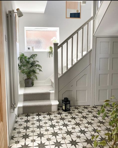 Panelled Hallway, Grey And White Hallway, Grey Panelling, Panelling Wallpaper, Understairs Toilet, Cottage Hallway, Hallway Tiles Floor, Hall Tiles, Grey Hallway