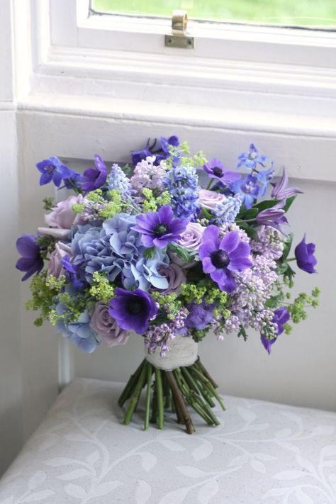 Navy Blue And Purple Wedding Flowers, Purple Hydrangea Bouquet, Zombie Wedding, Wedding Flowers Hydrangea, Purple Bouquets, Spring Wedding Bouquets, Purple Wedding Bouquets, Spring Wedding Bouquet, Blue Wedding Bouquet