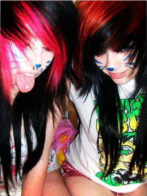 Emo Scene Aesthetic, Goth Make Up, Scene 2000s, Emo Scene Girls, 2000s Scene, 00s Mode, Scene Aesthetic, Emo Scene Hair, Scene Girl