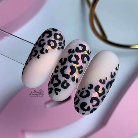 Jungle Nail Art, Jungle Nails Design, Safari Nails Designs, Animal Print Uñas, Nails New York, Nail Art Animal Print, Cute And Easy Nails, Jungle Nails, Uñas Animal Print