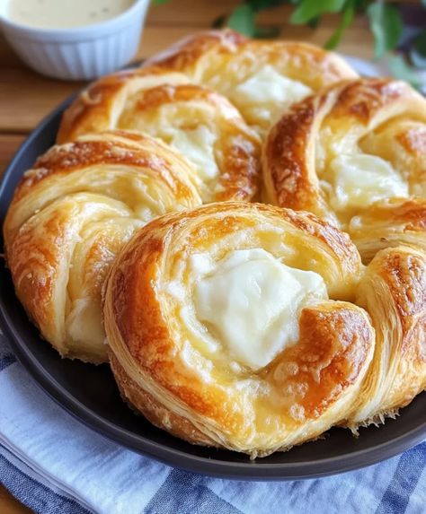 Easy Cheese Danish Custard Danish Pastries, Cream Cheese Danish Filling Recipe, Danish Pastry Aesthetic, Danish Recipes Traditional, Vegan Cheese Danish, Maple Danish, Danish Croissant, Jam Danish, Cheese Danish With Puff Pastry