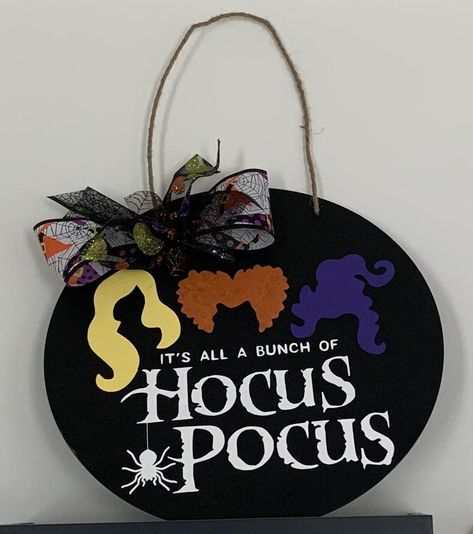 Hocus Pocus Halloween Door, Hocus Pocus Door Hanger, Hocus Pocus Door, Halloween Porch Sign, Halloween Door Hanger, Porch Bedroom, Hocus Pocus Halloween, Halloween Wood Crafts, Diy Halloween Wreath