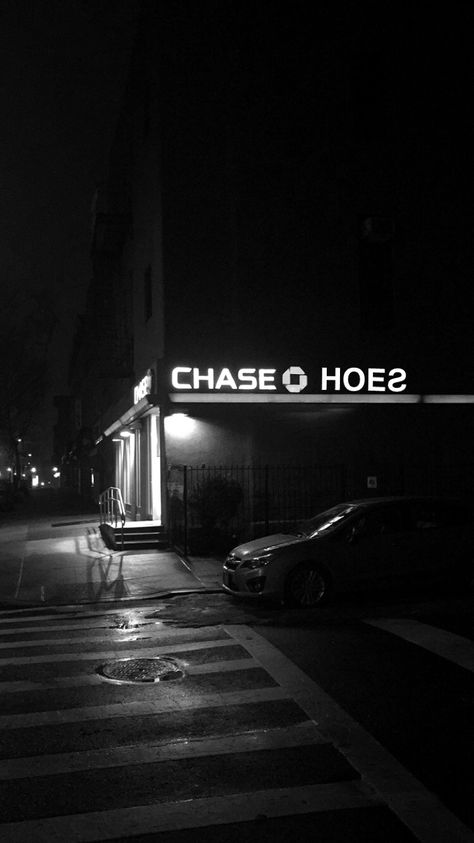 #badadvice #dontchasehoes #chase #chasebank #blackandwhite #photography #snapchat #myownphoto Chase Bank Aesthetic, Caption Lyrics, Chase Bank, Aesthetic Captions, Snapchat, Neon Signs, In This Moment, Photography