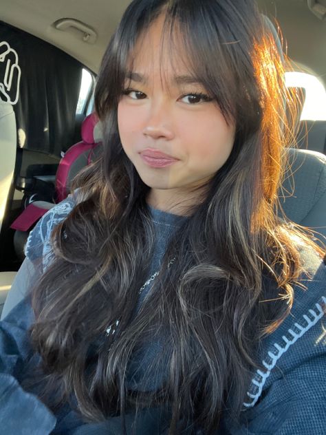 Haircut Ideas Wispy Bangs, Long Hair With Whisky Bangs, Wispy Bangs To The Side, Pretty Asian Hair, Round Face Haircuts Medium With Bangs, Wispy Bangs With Layers Round Face, Curtain Bangs Circle Face, Asians With Bangs, Haircut Layers And Bangs