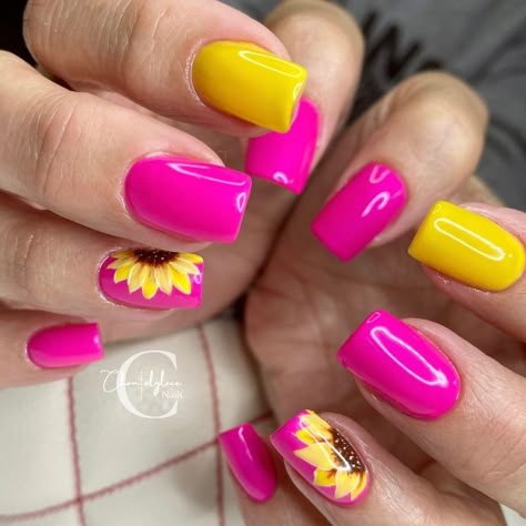 40+ Pretty Ideas for Pink and Yellow Nails that Turn Heads - Nail Designs Daily Nail Designs Yellow, Pink And Yellow Nails, Yellow Nail Art, Yellow Nails Design, August Nails, Sunflower Nails, Coffin Nails Long, Pink Acrylic Nails, Neon Nails