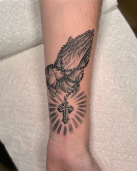 Praying Hands and Rosary done at Rose Tattoo || @rosetattoosandiego || Praying Hands With Rosary Tattoo, Isaiah Tattoo, Praying Hands With Rosary, Pray Tattoo, Catholic Tattoos, Praying Hands Tattoo, Rosary Tattoo, Sleeve Ideas, Gods Hand