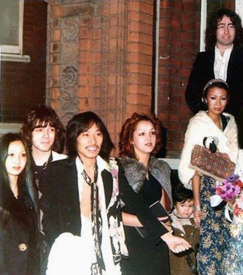 UK rock 1970s, Japanese contingent. Left to right: Yoshiko Mandai, Alan Merrill (Arrows, Runner, Meat Loaf, Derringer), Tetsu Yamauchi (Samurai, The Faces, Free), Tetsu’s wife Vanessa Yamauchi, (small child Stephen Rodgers, Paul’s son) Paul Rodgers (Free, Bad Company, The Firm), Machiko Shimizu Rodgers. Photos in London 1974. Alan Merrill, Vodka Collins, 70s Rock Bands, Paul Rodgers, Bad Company, Live Music, Singer Songwriter, Rock Bands, Songwriting