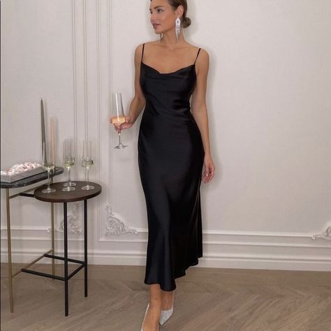 First Photos Is Just For Exposure Black Silky Dress Outfit, Black Long Slip Dress Outfit, Slip Dress Cocktail Party, Black Midi Dress Classy, Long Black Silk Dress Outfit, How To Style Black Satin Dress, Black Slip Dress Prom, Long Black Dress Outfit Party Night, Black Slick Dress