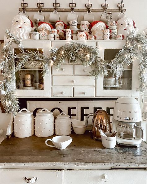 Santa Mug Display, Trendy Christmas Decor, Tennessee Christmas, Santa Mug, Christmas Yard Art, Mug Display, Christmas Dining Room, Cozy Christmas Decor, Coffee Bars