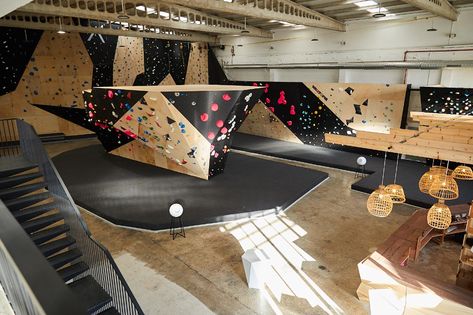 Bouldering Gym Design, Rock Climbing Gym Design, Climbing Gym Design, Boulder Climbing, Gym Architecture, Bouldering Gym, Rock Climbing Gym, Bouldering Wall, Climbing Walls