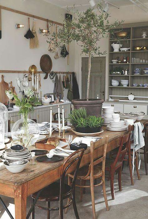 Country Style Dining Room, Koti Diy, Country Dining Rooms, Decor Ikea, Farmhouse Dining Room, Farmhouse Dining, Dining Room Design, Country Kitchen, Room Table