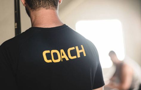 Commencez votre transformation aujourd'hui grace a mes services de coaching sportif en ligne. Vous bénéficierez d’un coach sportif en ligne qui va vous construire un programme sur mesure pour retrouver la forme quels que soient vos objectifs : mincir, perte de poids, prise de masse musculaire, se muscler pour une silhouette agréable ou une préparation à des activités physiques particulières ou même simplement rester en forme, le suivi personnalisé n’a aucune limite ! Coach Sportif, Abundance Mindset, Dwayne Johnson, Home Gym, Muscles, Bodybuilding, Coaching