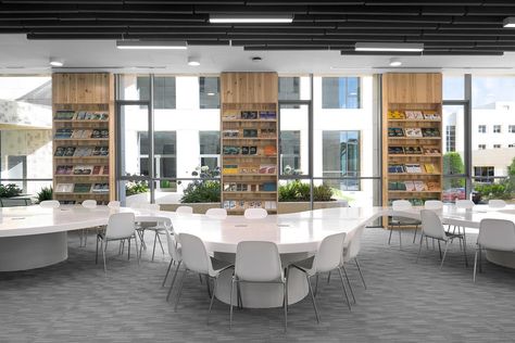 Student Lounge, Library University, Campus Design, University Architecture, Library Architecture, Architectural Design, The Library, Interior Spaces, Office Design