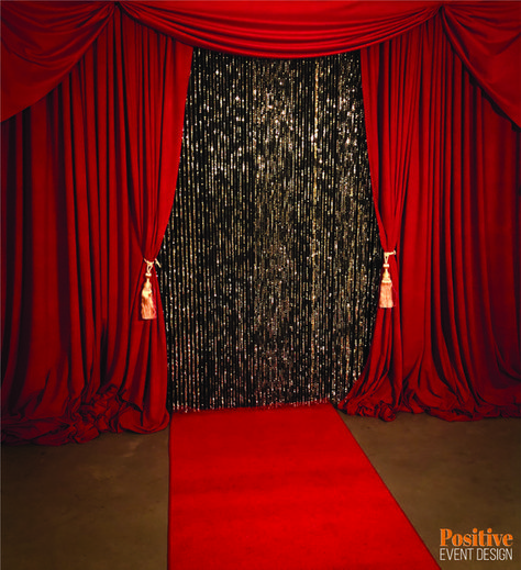 Beaded Drapes, Hollywood Red Carpet Theme, Hollywood Red Carpet Party, Hollywood Decorations, Hollywood Sweet 16, Red Carpet Decorations, Red Carpet Photo Booth, Old Hollywood Prom, Red Carpet Sweet 16