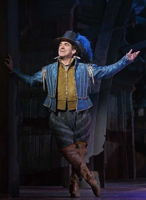 Photo 4 of 15 | Christian Borle as the Bard & the cast of Something Rotten! | Something Rotten!: Show Photos | Broadway.com Something Rotten Musical, Rob Mcclure, Theatre Actors, Something Rotten, Broadway Tickets, Broadway Costumes, Musical Theatre Broadway, Theatre Geek, Musical Comedy