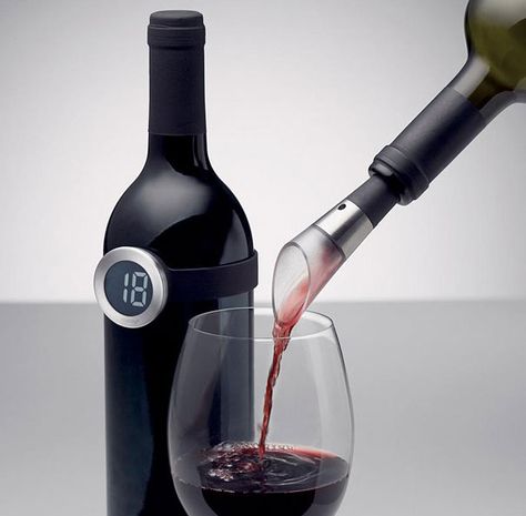 24 Unique Gift Ideas for Wine Lovers | Bored Panda Wine Gadgets, Wine Accessories Gift, Serving Wine, Wine Connoisseur, Small Bottles, Gifts For Wine Lovers, Wine Accessories, Wine Storage, Wine Making