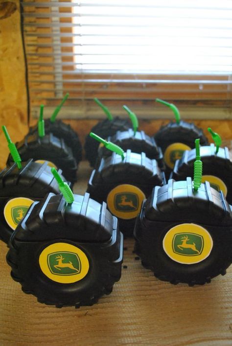 Tractor Birthday Party Ideas, Tractor Birthday Party Theme, John Deere Tractor Party, Tractor Party Favors, Deer Birthday Party, John Deere Birthday Party, John Deere Party, John Deere Birthday, Tractor Birthday Party