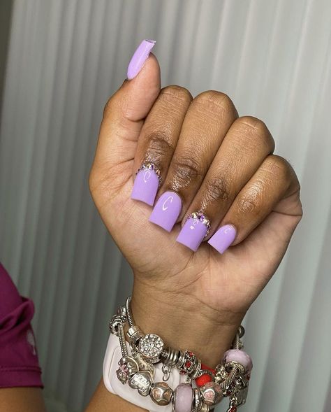 Short Nails For Black Women, Black And Purple Nails Short, Red Short Nails, Nails For Black Women, Black And Purple Nails, Short Coffin Nails Designs, Girly Acrylic, Purple Acrylic Nails, Nail Decor