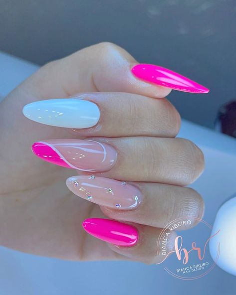 Multicolored Nails, Drip Nails, Stylish Nails Designs, Christmas Nails Acrylic, Summer Acrylic Nails, Uñas Acrilicas, Glam Nails, Nails Pink, Pink Acrylic Nails