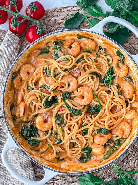 Shrimp Pasta Dishes, Healthy Diners, Scampi Pasta, Creamy Shrimp Pasta, Pasta Alfredo, Recovery Food, Diner Recipes, Healthy Bites, Seafood Recipes