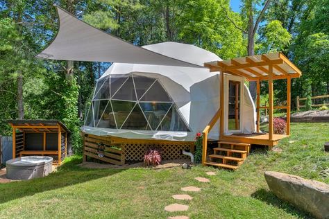 Dome in Candler · ★5.0 · 1 bedroom · 1 bed · 1 bath Glamping Domes Interior, Geo Dome Glamping, Igloo Camping, Geodesic Dome House, Dome Glamping, Geo Dome, Dome Houses, Architecture Design Presentation, Glamping Ideas