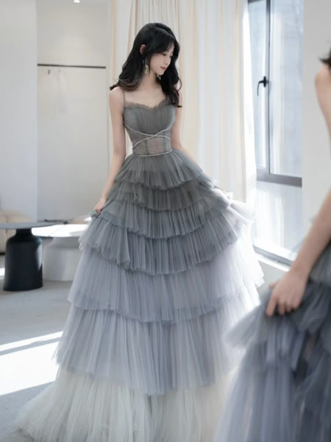 Prom Dress Chinese, Korean Prom Dresses, Asian Prom Dress, Prom Event, Tulle Long Prom Dress, Night Gown Dress, Being A Princess, Dress Video, Bride Looks