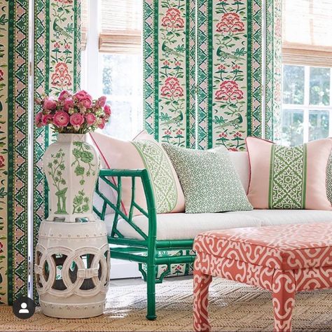 Janelle Finley-Alexander (@scalamandre_dc_jalexander) • Instagram photos and videos Modern Chinoiserie Living Room, Chinoiserie Living Room, Coastal Fabric, Modern Chinoiserie, Coral Fabric, Traditional Interior Design, Contemporary Wallpaper, Pierre Frey, Mixing Prints