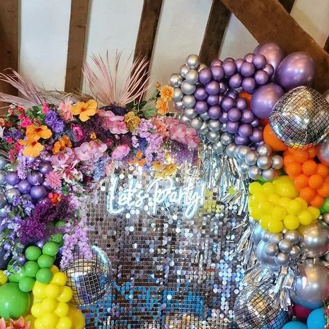 Poppy - Kent Balloons on Instagram: ""Ibiza Glitterbox Hen Do" I had fun creating this yesterday, I see my silver shimmer wall as the playful one 🤗 Look up @valentinaoccasions For a themed party, i might book on one myself 😊 #eastmalling #westmalling #kingswoodsurrey #kingswoodmums #surrey #tadworth #tunbridgewells #royaltunbridgewells #tunbridgewellsmums #sevenoaks #sevenoaksmums #ibizaglitterbox #hendo #themoatwrotham #silvershimmerwall #shimmerwallbackdrop #balloonsandflowers #shimmerwal Glitterbox Theme Party, Silver Shimmer Wall, Shimmer Wall Backdrop, Royal Tunbridge Wells, Shimmer Wall, Tunbridge Wells, Hen Do, Themed Party, Hen