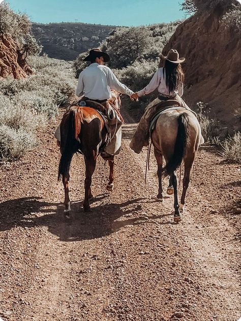 Cowboy And City Girl Couple, Ranch Life Aesthetic Couple, Western Romance Aesthetic, Couple Riding Horses, 90s Country Aesthetic, Ranch Couple, Country Couple Aesthetic, Best Photo Ideas, Lyla Sage