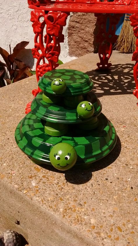 3 clay saucers turtles made, May 2016., Turtle Garden, 4h Projects, Pot Craft, Crafts Clay, Pin Crafts, Flower Pot Art, Pottery Pots, Terra Cotta Pot Crafts, Succulent Garden Diy