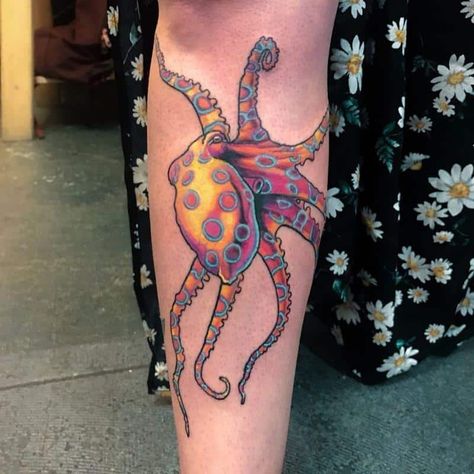 Octopus Thigh Tattoos, Small Octopus Tattoo, Blue Ringed Octopus, Ringed Octopus, Octopus Tattoo Sleeve, Octopus Tattoo Design, Octopus Tattoos, Saved Tattoo, Jellyfish Tattoo