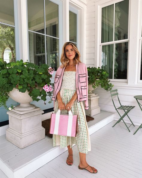 Daily Look 7.26.23 - Julia Berolzheimer Julia Berolzheimer Outfits, Carolina Herrera Dresses, Julia Berolzheimer, Tory Burch Dress, England Fashion, Style Crush, Outfit Combinations, Daily Look, Outfit Details