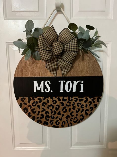 Leopard Office Decor, Leopard Print Classroom Theme, Animal Print Classroom Theme, Leopard Classroom Theme, Cheetah Classroom Theme, Cheetah Decor, Animal Print Classroom, Tk Classroom, Pink Classroom